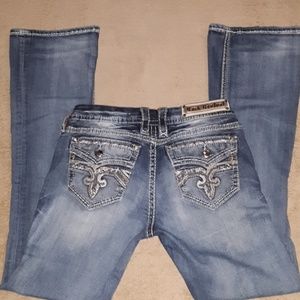 Rock revival Jean's 27×30